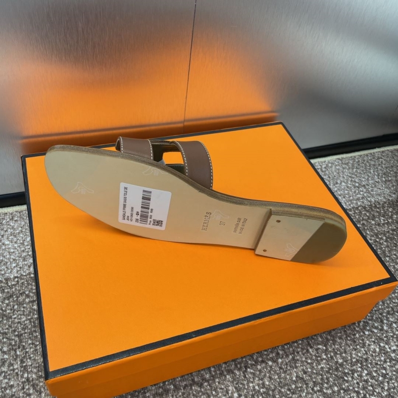 Hermes Slippers